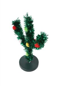 Green Tinsel Cactus – St. Patrick’s Day Colored balls decorate table cactus插图