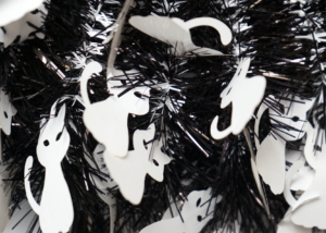 Tinsel halloween wreath-Shiny Halloween Tinsel Garland-Tinsels wreaths Factory插图2