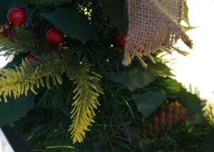 Christmas tinsel garland-Santa Claus Christmas Wreath-Christmas Tinsels wreaths OEM插图5