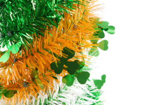 5 Ft Pop Up Tinsel Tree Decorations-pre decorated pop up christmas trees-St. Patrick’s Day artificial tree插图2
