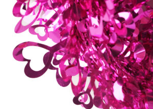 Valentine’s Day tinsels garland-red tinsel wreath-Heart-shaped tinsel garland插图1