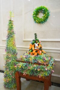 Easter Garlands Stripe Tinsel-Easter tinsels wreaths-outdoor tinsel garland插图5