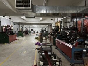 Why Choose a Chinese Factory as Your Holiday Decorations Supplier?插图