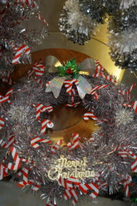 HSENLIFE：About Christmas Decoration Trends in 2025插图1