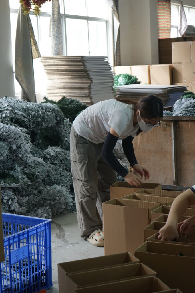 HSENLIFE-wreaths-suppliers